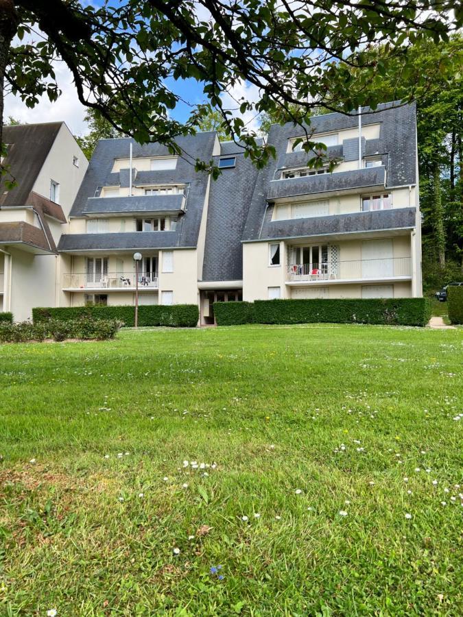 Aux Hameaux Des Thermes Apartman Bagnoles de l'Orne Normandie Kültér fotó